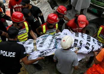 Death toll in Lyari building collapse surges to 27, rescue operation still underway