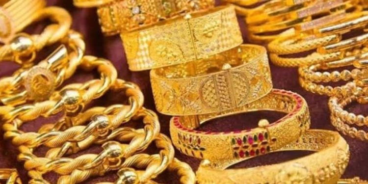 Gold Rate Massively Drops by Over Rs. 8,500 Per Tola in 4 Days