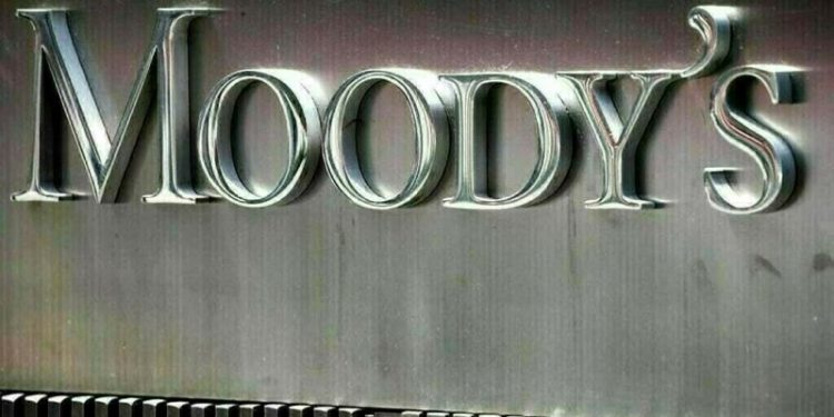 Govt presents ‘compelling evidence’ of Pakistan’s economic recovery to Moody’s