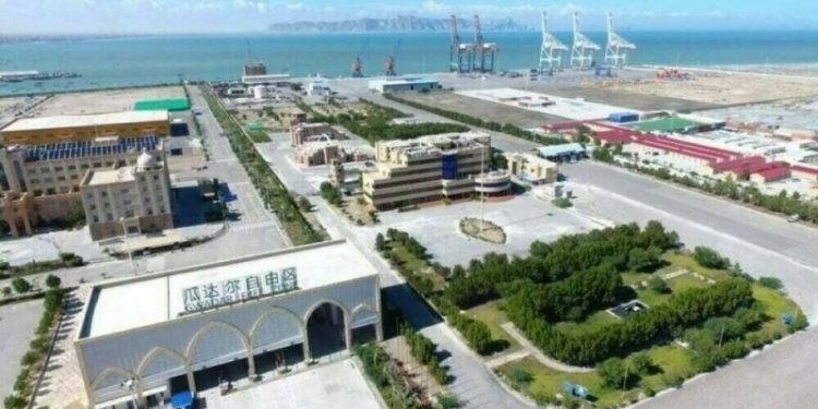 Gwadar Port: govt announces new shipping lines, ferry service to GCC