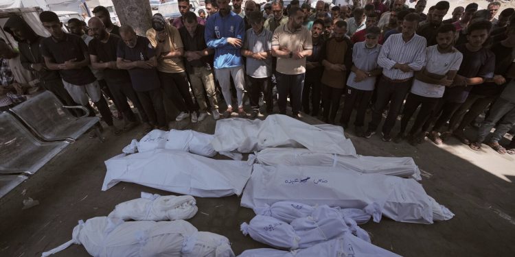 Hamas in consultations with Palestinian factions over Gaza ceasefire