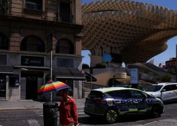 Heatwave across Europe leaves 8 dead as temperatures hit records