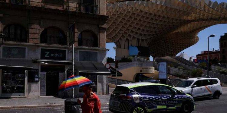 Heatwave across Europe leaves 8 dead as temperatures hit records