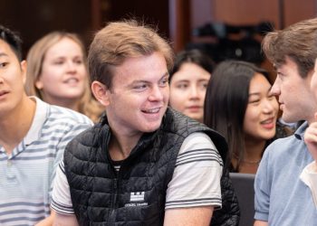 How to get jobs and internships at top hedge funds like Citadel, D.E. Shaw, and Point72