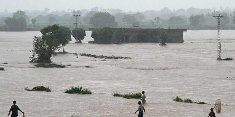Medium-level flood on Indus River at Punjab’s Kalabagh due to monsoon rains