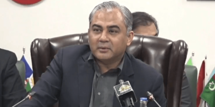 Mohsin Naqvi meets religious scholars, stresses their role in ensuring peace during Muharram