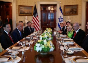 Netanyahu meets Trump at White House as Israel, Hamas discuss ceasefire