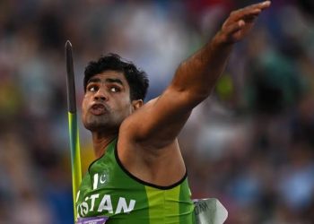 Olympic Hero Arshad Nadeem Undergoes Leg Surgery in England