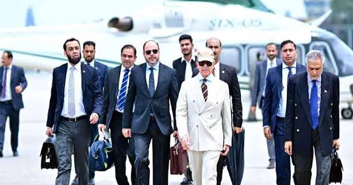 PM Shehbaz Sharif Arrives in Azerbaijan for 17th ECO Summit
