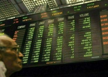 Records tumble at PSX, KSE-100 crosses 138,000 level