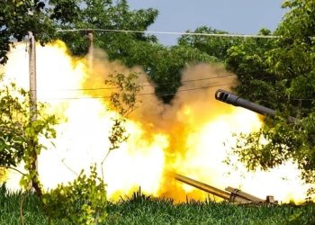 Thailand, Cambodia exchange heavy artillery fire as border battle expands