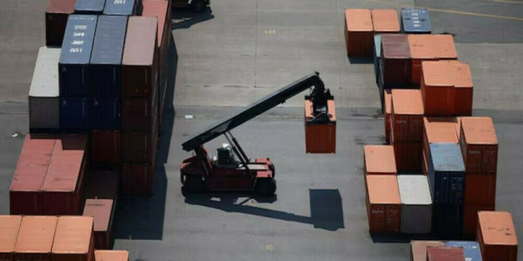 Trump strikes trade deal with Japan to cut tariffs