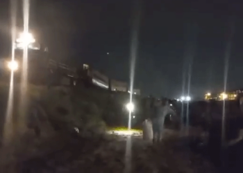 At least 26 hurt as Islamabad Express derails near Kala Shah Kaku: Rescue 1122