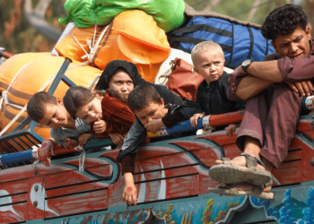 Rights groups sue German ministers over deportation of Afghans from Pakistan