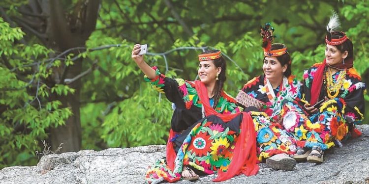 KP’s cabinet committee on legislation approves ‘historic’ Kalash marriage bill