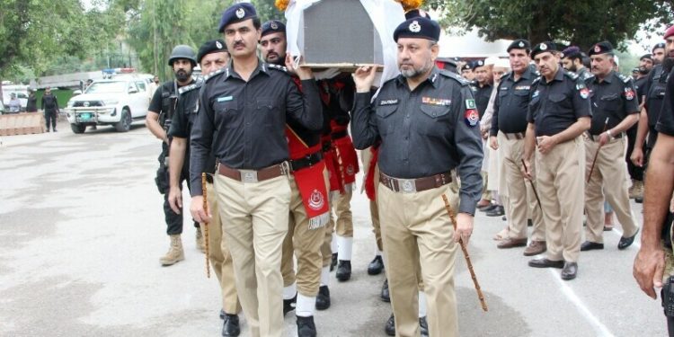 5 cops martyred, 8 injured after multiple police checkpoints come under attack in KP