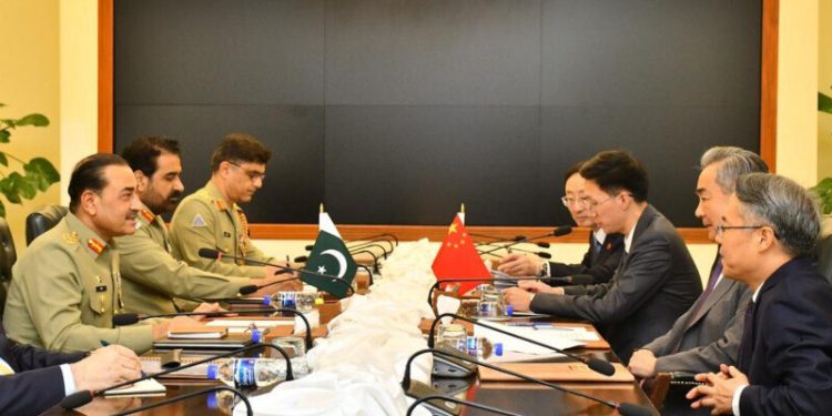 China’s Foreign Minister Wang, COAS Munir discuss regional security and counter-terrorism