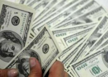 Dollar strong as Trump imposes new tariff rates; yen sinks to four-month low