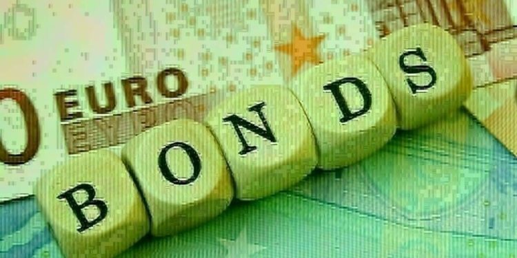 Euro zone bonds struggle for direction after Washington talks, eyes on Jackson Hole