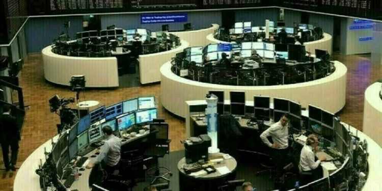 European shares hit near five-month high on upbeat earnings season