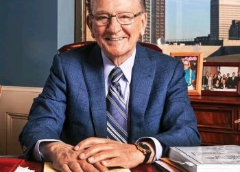 Famous Judge Frank Caprio Wishes Pakistan a Happy Independence Day