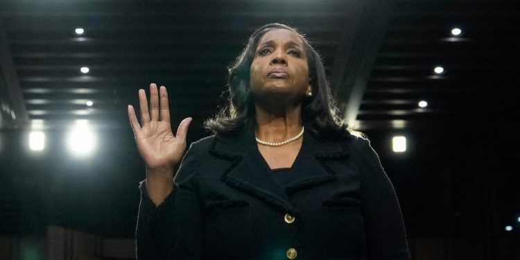 Fed emphasizes its commitment to 'independence' as Lisa Cook pledges to sue over Trump's 'illegal' firing