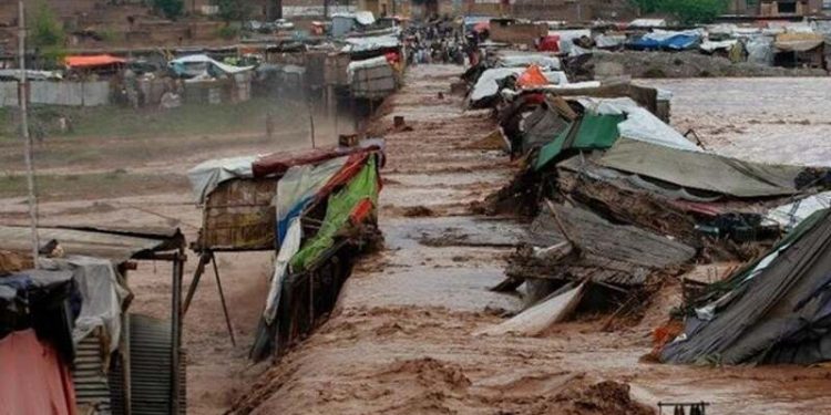 Floods, landslides kill at least 11 in IIOJ&K