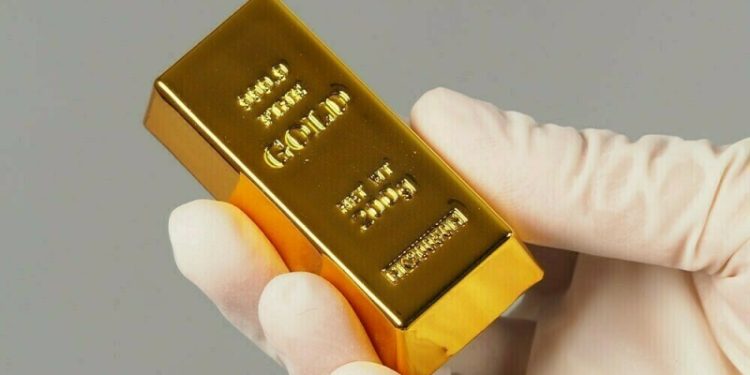 Gold price per tola sheds Rs1,000 in Pakistan