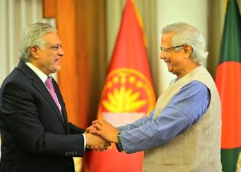 Historic Dhaka Visit! Pakistan, Bangladesh Sign 6 Cooperation Pacts