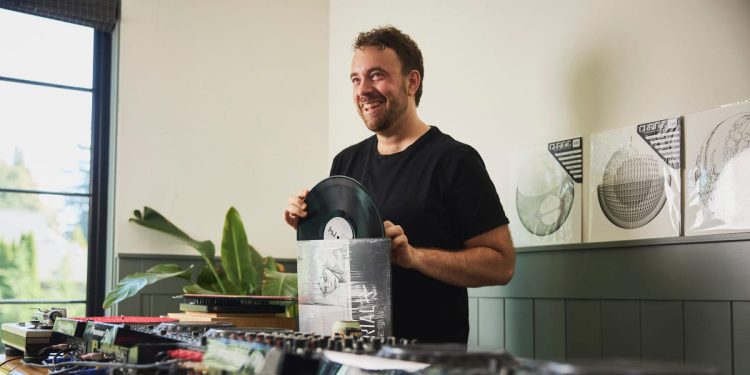 I'm the CEO of Olipop. I balance my work days with cold plunges and sauna time, and I DJ on the weekends.