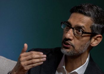 In staff all-hands meeting, Google highlights how many managers it has cut to be more efficient