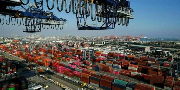India trade deficit in July widens to $27.35 billion