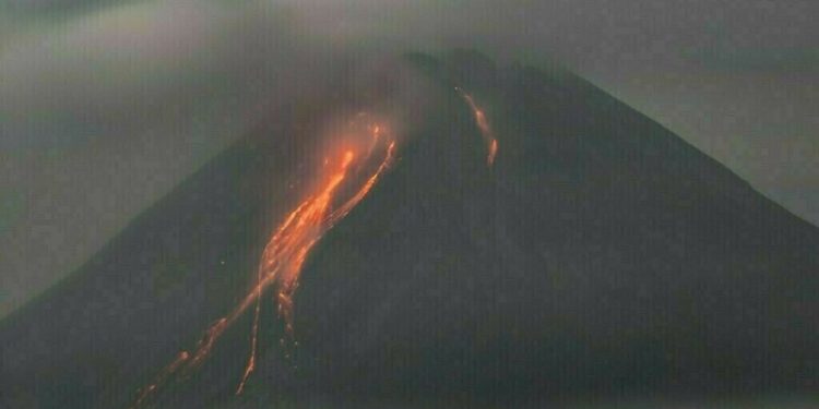 Kamchatka quake may have caused volcano’s eruption after 600 years, Russia says