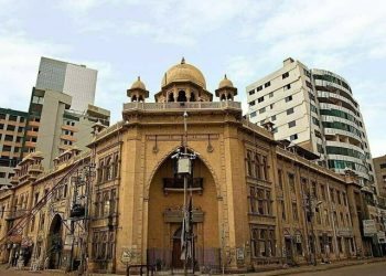 Karachi continues to suffer big losses: KCCI chief