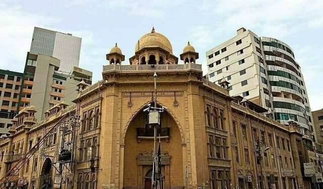 Karachi continues to suffer big losses: KCCI chief