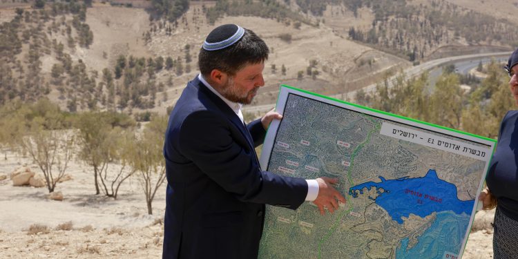 Over 20 nations join EU, UN in opposing Israel’s illegal E1 settlement plan