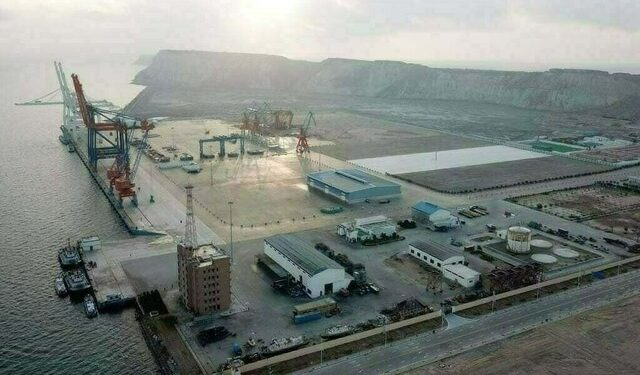 PM reiterates support for CPEC’s industrial component