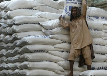 Pakistan tenders to buy 100,000 metric tons of sugar, traders say