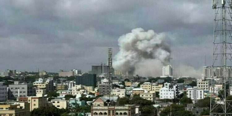 Peacekeepers and Al-Shabaab clash over key Somali town