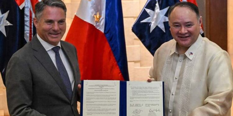 Philippines, Australia aim to sign new defence pact