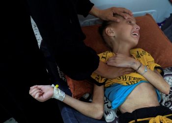Tens of thousands of Palestinian children starving in Gaza tent camps