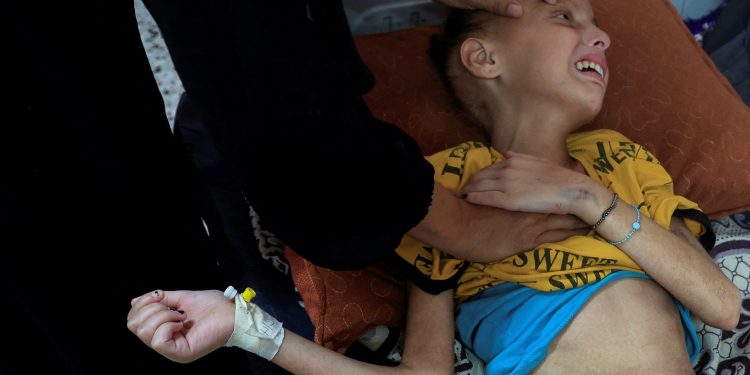 Tens of thousands of Palestinian children starving in Gaza tent camps