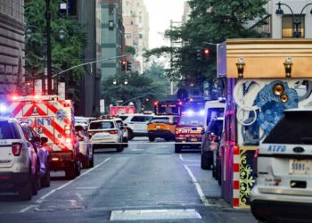 Trump says will patrol streets of US capital with troops Thursday