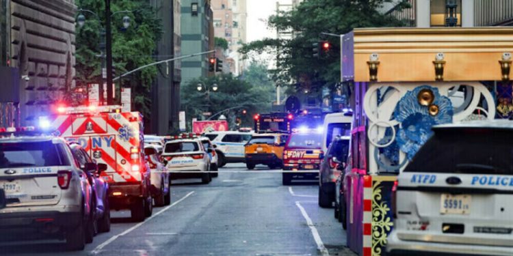 Trump says will patrol streets of US capital with troops Thursday