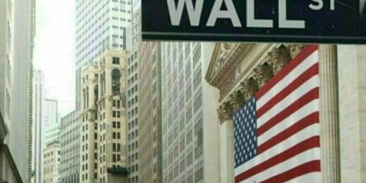 US stocks tread water as Trump ramps up pressure on Fed