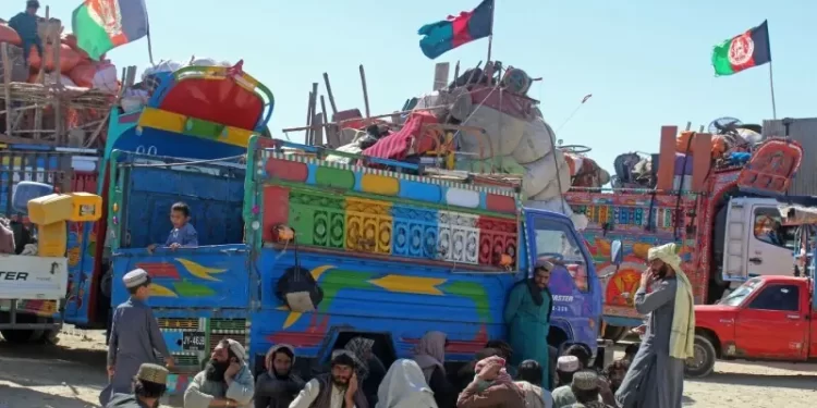 Sharp rise seen in Afghans’ return after end of deadline