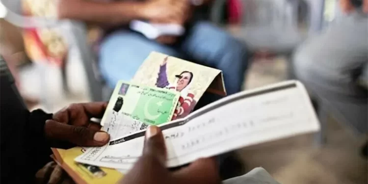 PML-N, PPP spar over use of BISP for Punjab flood relief