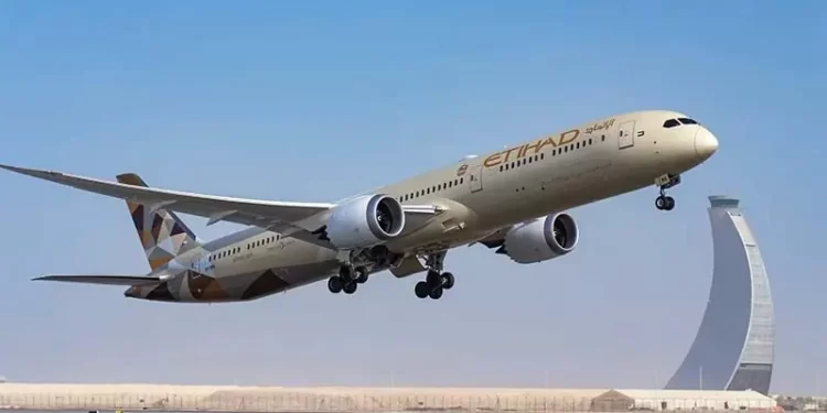 Etihad Airways resumes flights to Peshawar after a decade: aviation authority