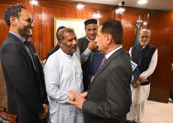 NA passes resolution condemning alleged verbal abuse of senior journalist by PTI founder