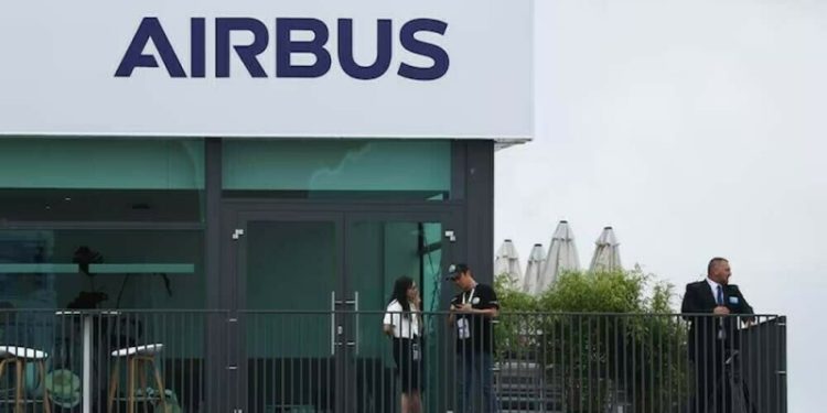 Airbus deliveries fell 3% in January-August